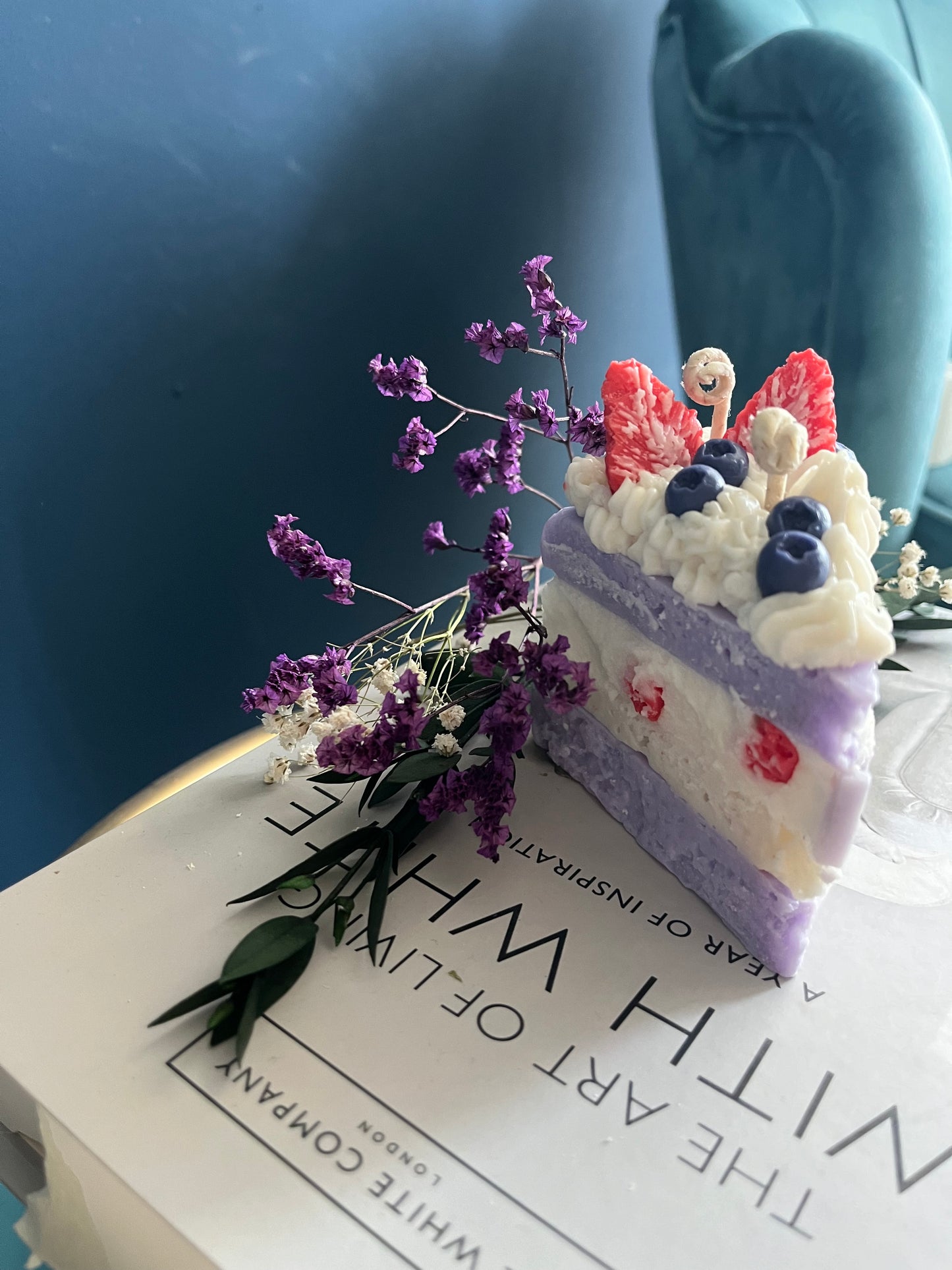 Geburtstags Duftkerze Namenskerze Tortenstück | Dessertkerze Pustekuchen