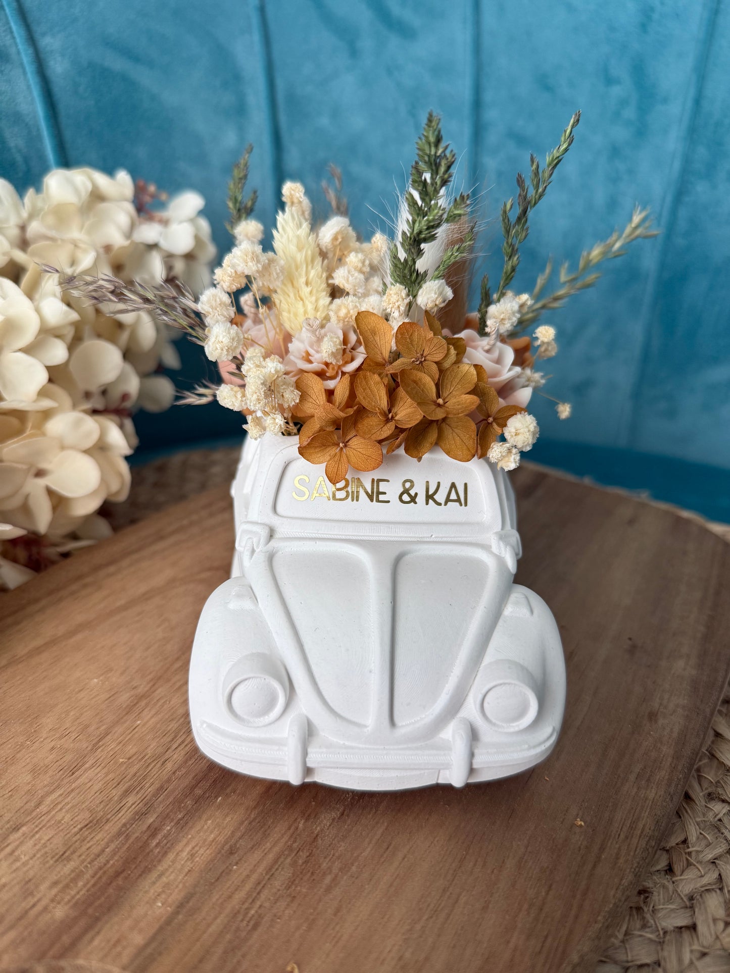 Hochzeitsgeschenk Keramik Auto Käfer Vintage Design mit Trockenblumen und Duftkerzen - THE WEDDING COLLECTION