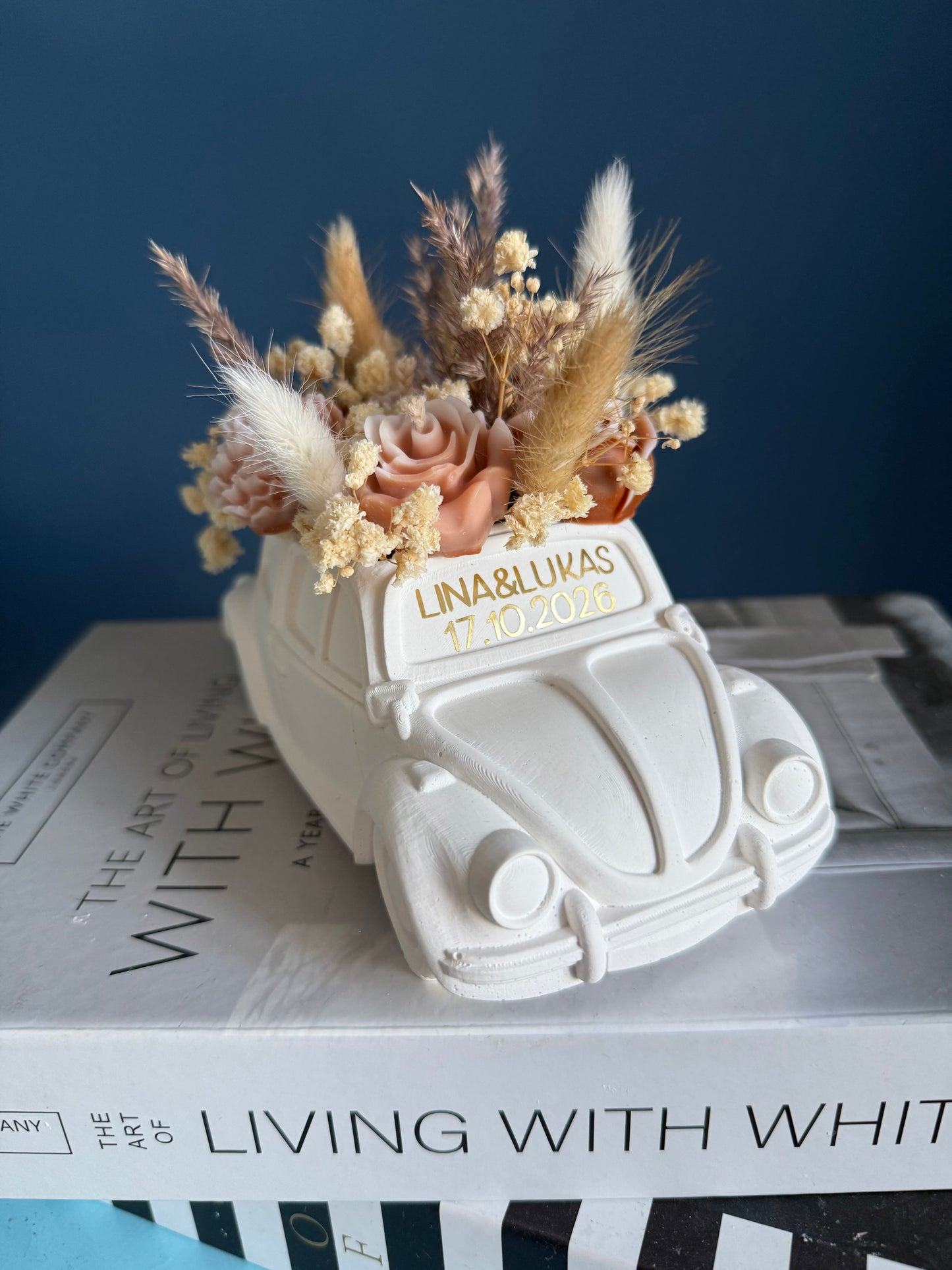 Hochzeitsgeschenk Keramik Auto Käfer Vintage Design mit Trockenblumen und Duftkerzen - THE WEDDING COLLECTION