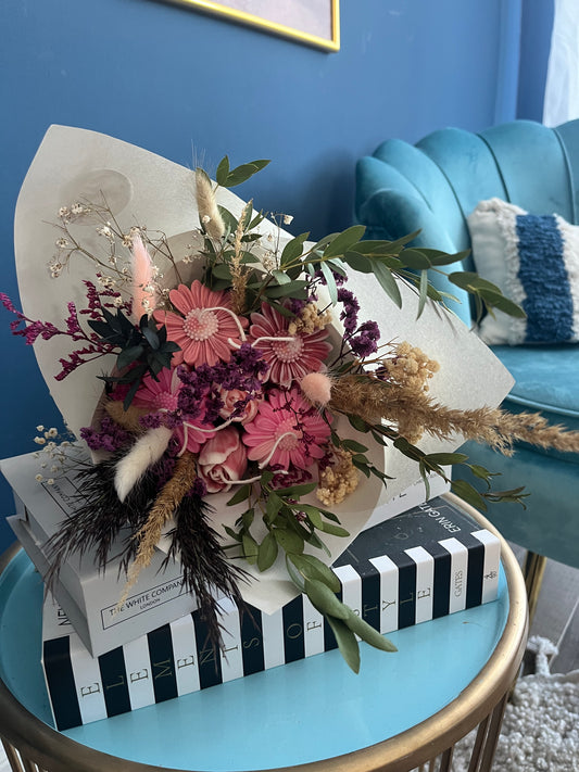 Blumenstrauß Duftkerzen inkl. Trockenblumen | klassischer Strauß