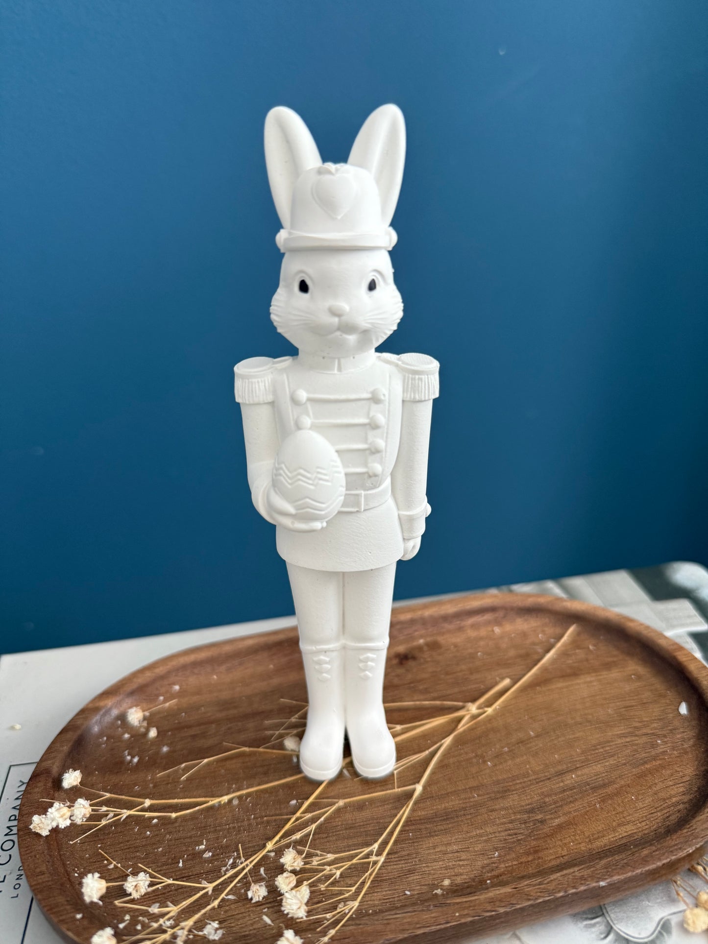 Hasensoldat inkl. Ostereier Kerzen | Minimalistisch