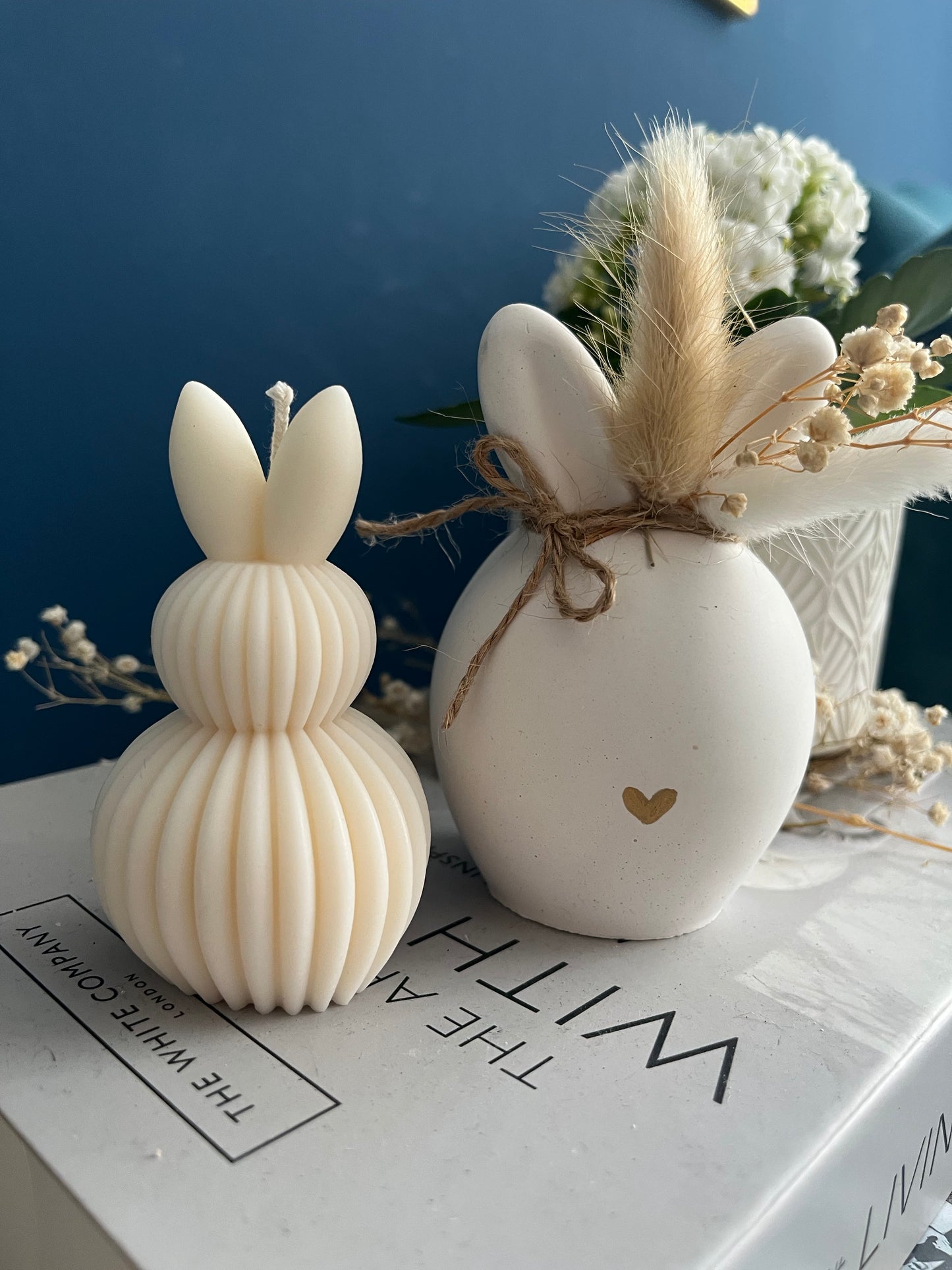 Oster-Set Keramik Hase mit Trockenblumen & Hasenkerze | Minimalistisch